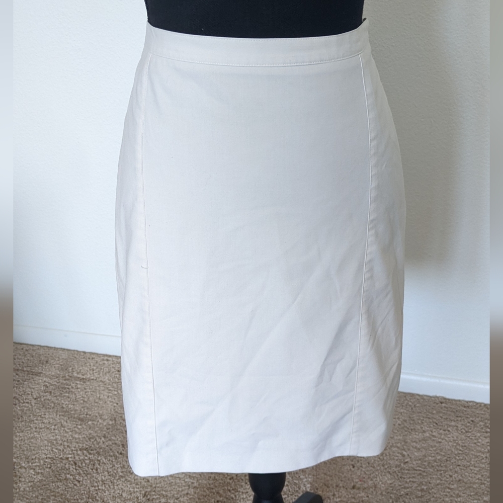 The Limited Cream Skirt, size 6